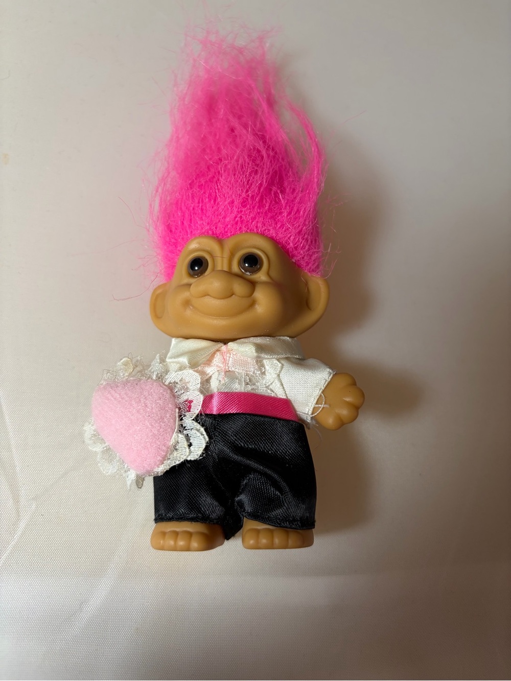 Vintage Russ Troll Doll Pink Hair Valentine Ringbearer Holding Heart Pillow